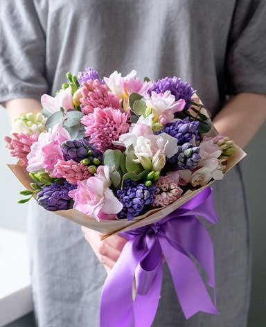 Бесплатная доставка цветов в Карачеве